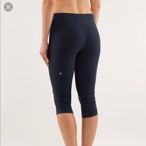 Lululemon Ebb & Flow Crop